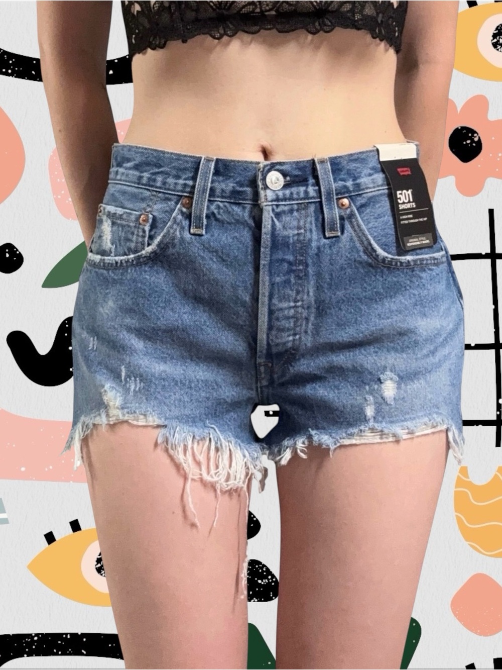 NWT✨ | Levi’s | 501 High Rise Button Fly Distressed Raw Hem Shorts